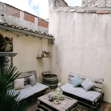 Casa vacanze Charming In The Heart Of Isle-sur-la-sorgue
